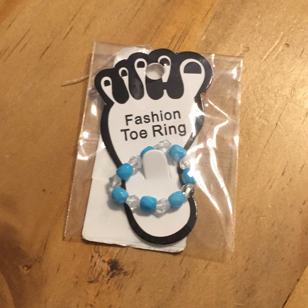 Toe Ring Nwt
